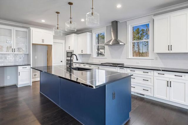 21445 N Dixboro Road, South Lyon, MI 48178