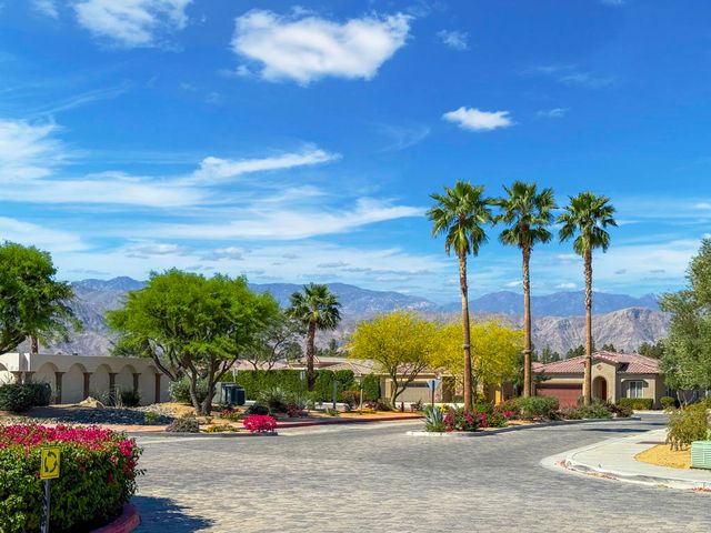2312 Via Calderia, Palm Desert, CA 92260