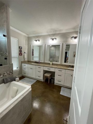 18177 County Road 204, East Bernard, TX 77435