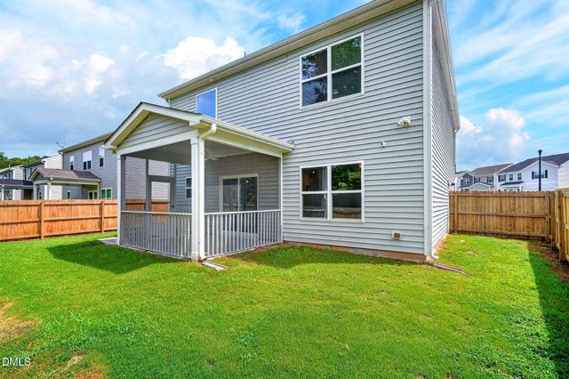 1020 Sumter Pointe Way, Knightdale, NC 27545