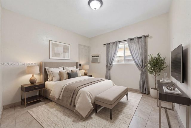 1771 NE 174th St, North Miami Beach, FL 33162