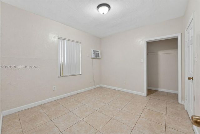 1771 NE 174th St, North Miami Beach, FL 33162