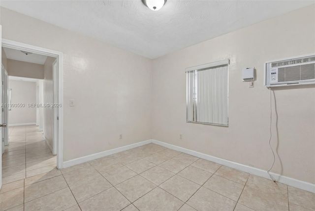 1771 NE 174th St, North Miami Beach, FL 33162