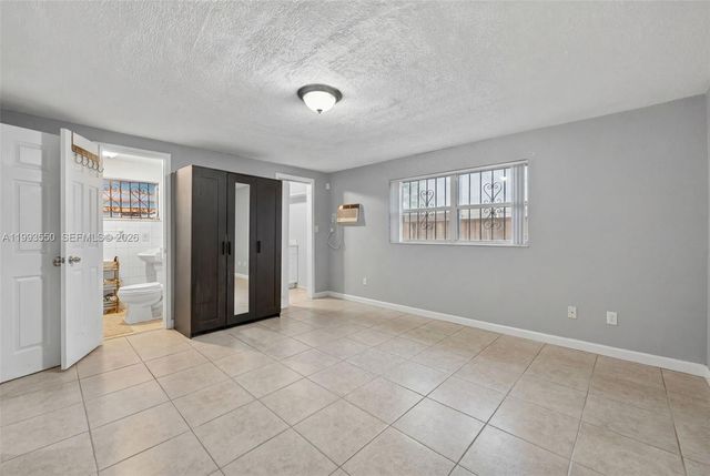 1771 NE 174th St, North Miami Beach, FL 33162