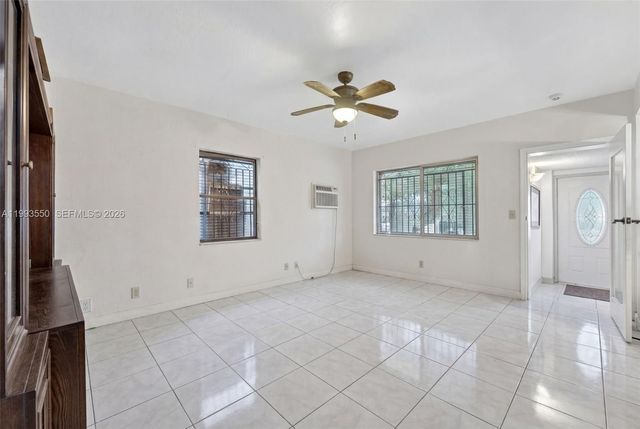 1771 NE 174th St, North Miami Beach, FL 33162