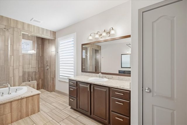 8039 Calgary Dr, Corpus Christi, TX 78414