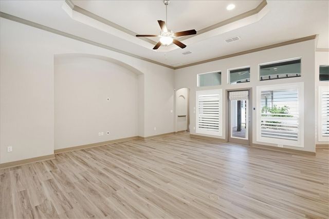 8039 Calgary Dr, Corpus Christi, TX 78414