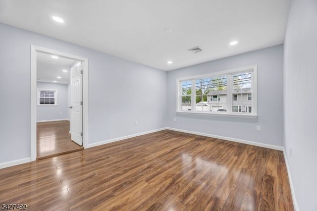 456 Girard Ave, Franklin Twp., NJ 08873
