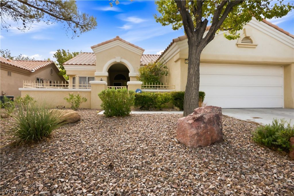 2002 Bellview Street, Las Vegas, NV 89134 — exterior
