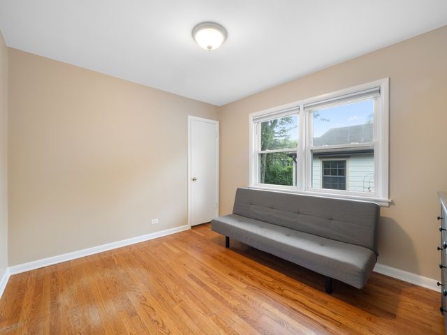 727 Harms Road, Glenview, IL 60025