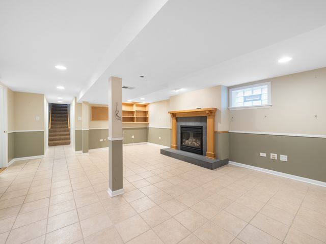 727 Harms Road, Glenview, IL 60025