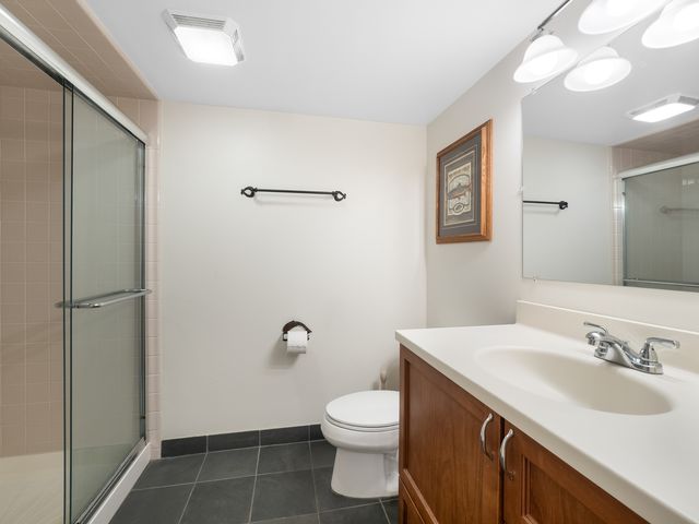 727 Harms Road, Glenview, IL 60025