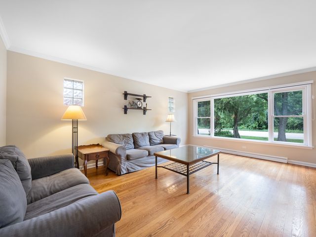 727 Harms Road, Glenview, IL 60025