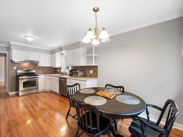 727 Harms Road, Glenview, IL 60025