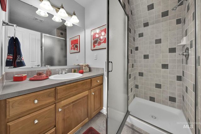 3011 W Balata Ct, Meridian, ID 83646