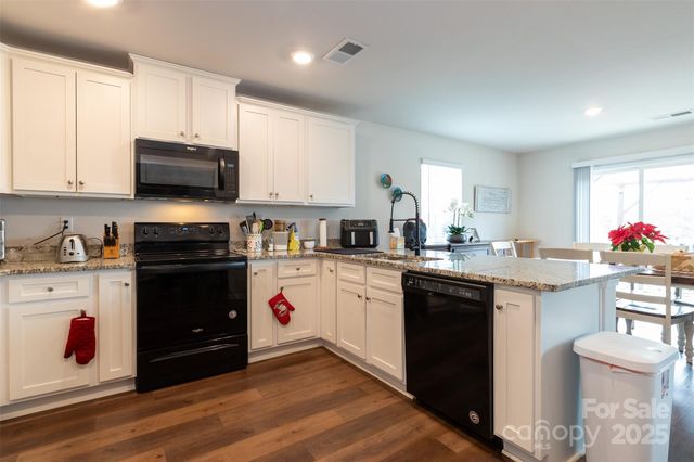 293 Belcaro Drive, Kings Mountain, NC 28086