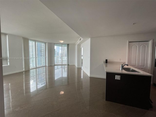 1900 N Bayshore Dr 2112, Miami, FL 33132