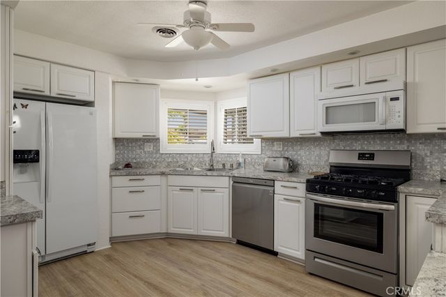 38230 Calle Arrebol, Murrieta, CA 92563