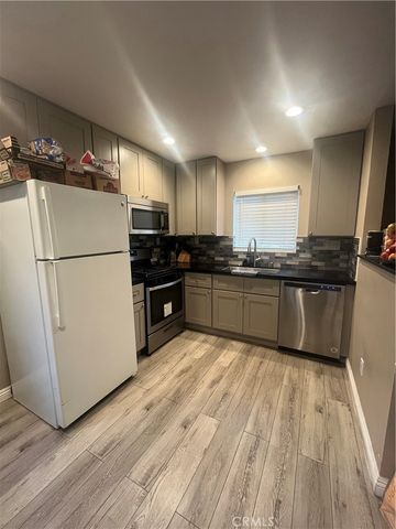 13200 13202 Wentworth St, Arleta, CA 91331