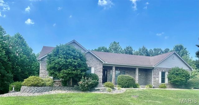 77 Woodcrest Drive, Bethalto, IL 62010