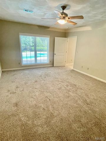 77 Woodcrest Drive, Bethalto, IL 62010
