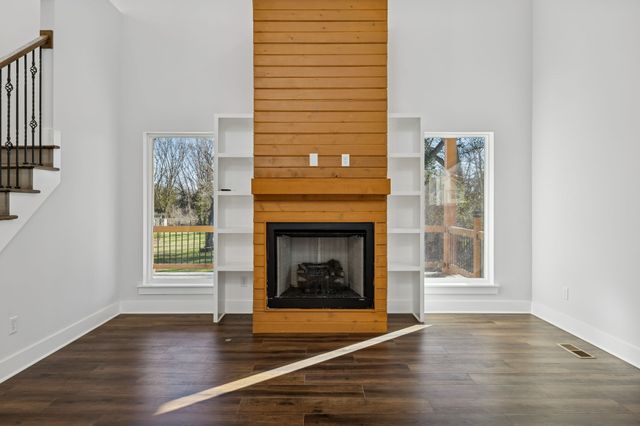 4112 Saunders Ave, Nashville, TN 37216