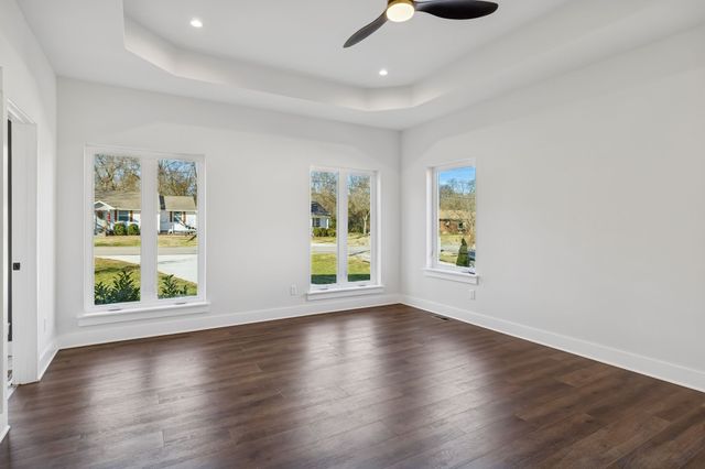 4112 Saunders Ave, Nashville, TN 37216