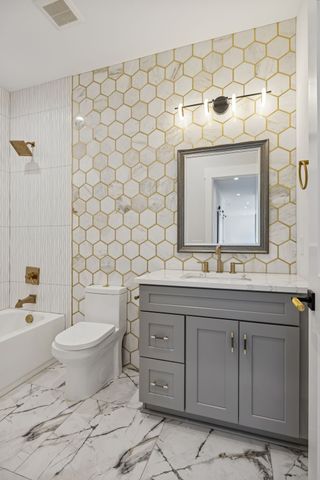 4112 Saunders Ave, Nashville, TN 37216