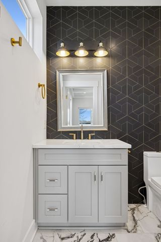 4112 Saunders Ave, Nashville, TN 37216