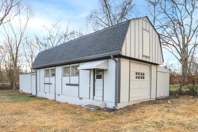 4112 Saunders Ave, Nashville, TN 37216