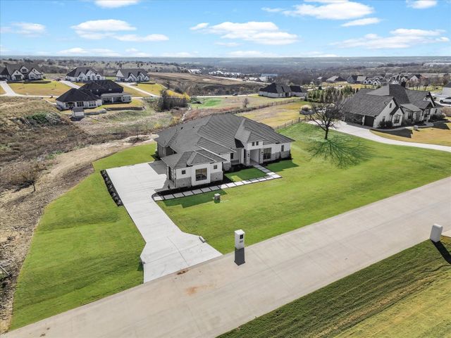 12409 Bella Perdono Drive, Fort Worth, TX 76126