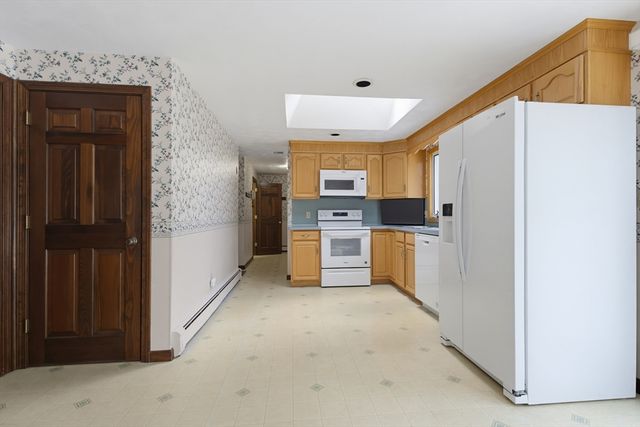 110 Colonial Road, North Attleboro, MA 02760