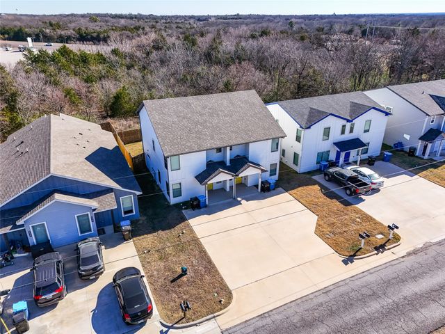 2610 S Fannin Avenue, Denison, TX 75020