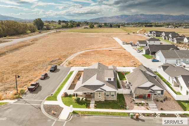 609 Aurora, Chubbuck, ID 83202