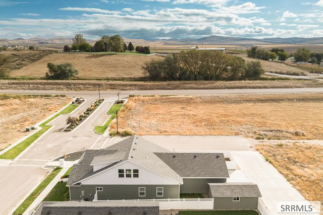 609 Aurora, Chubbuck, ID 83202