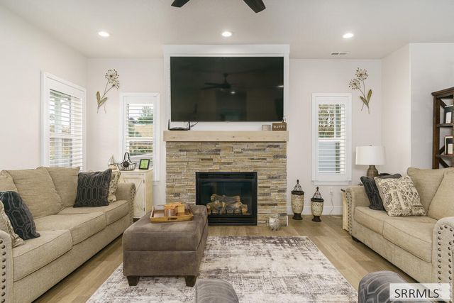 609 Aurora, Chubbuck, ID 83202