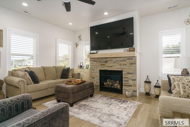 609 Aurora, Chubbuck, ID 83202