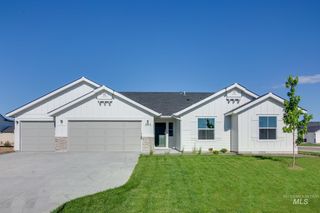 895 Morrow St, Mountain Home, ID 83647
