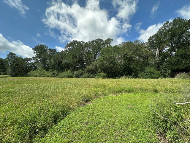 18493 Fm 1155 Rd E, Washington, TX 77880