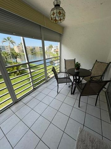 424 SE 10th Street 203, Dania Beach, FL 33004