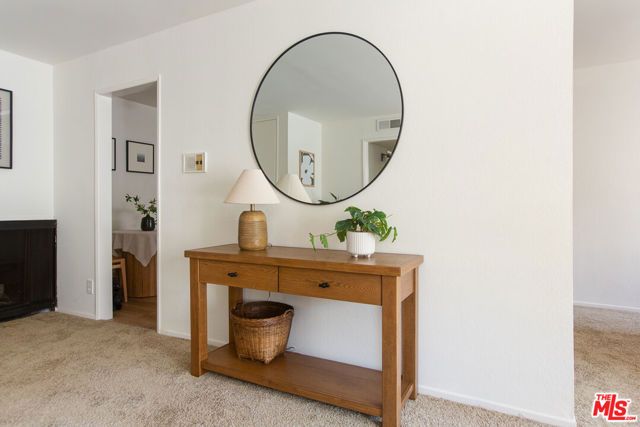 277 Pleasant Street 202, Pasadena, CA 91101