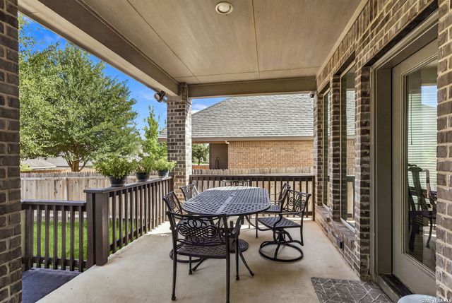2126 EASTON DR, San Antonio, TX 78253