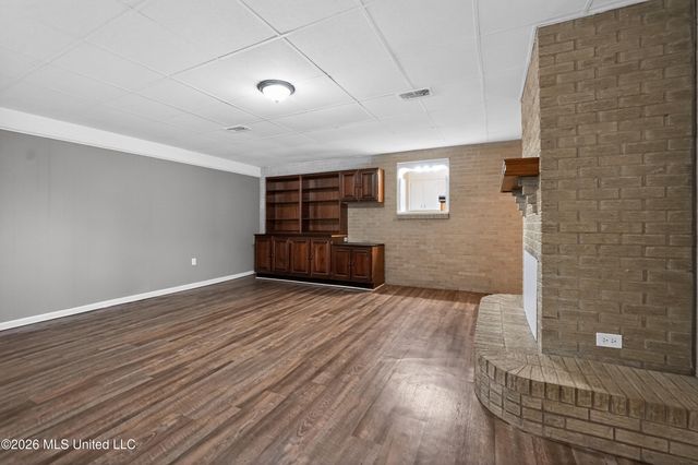 3009 Suncrest Drive, Jackson, MS 39212