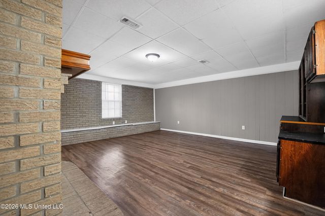 3009 Suncrest Drive, Jackson, MS 39212