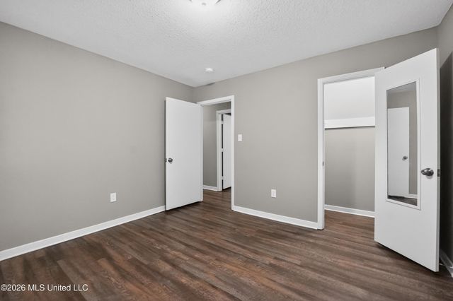 3009 Suncrest Drive, Jackson, MS 39212
