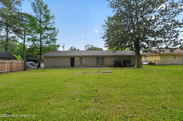 3009 Suncrest Drive, Jackson, MS 39212