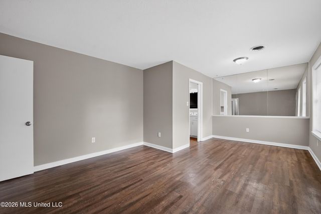3009 Suncrest Drive, Jackson, MS 39212
