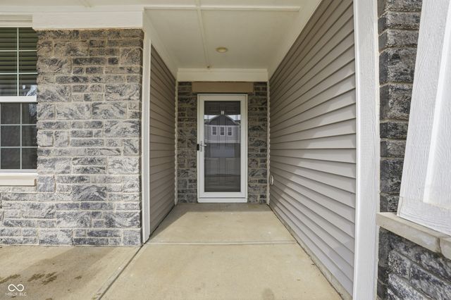 1002 Burgess Hill Pass, Westfield, IN 46074