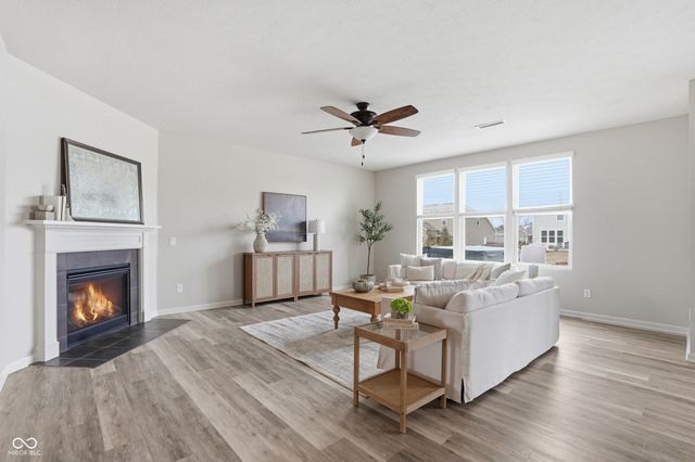 1002 Burgess Hill Pass, Westfield, IN 46074