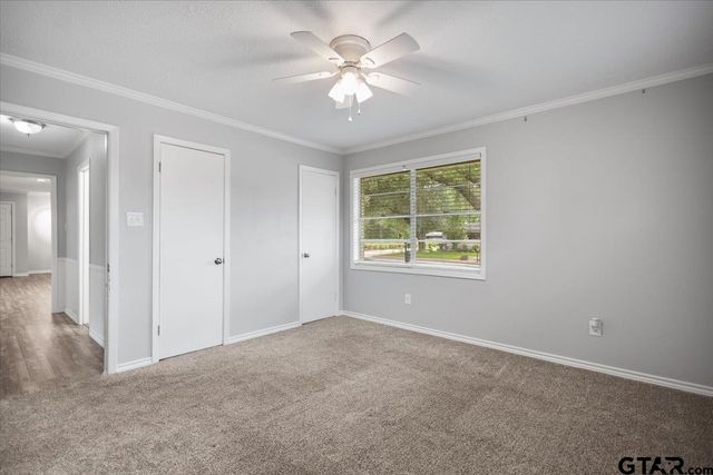 1000 Westwood Dr, Henderson, TX 75654